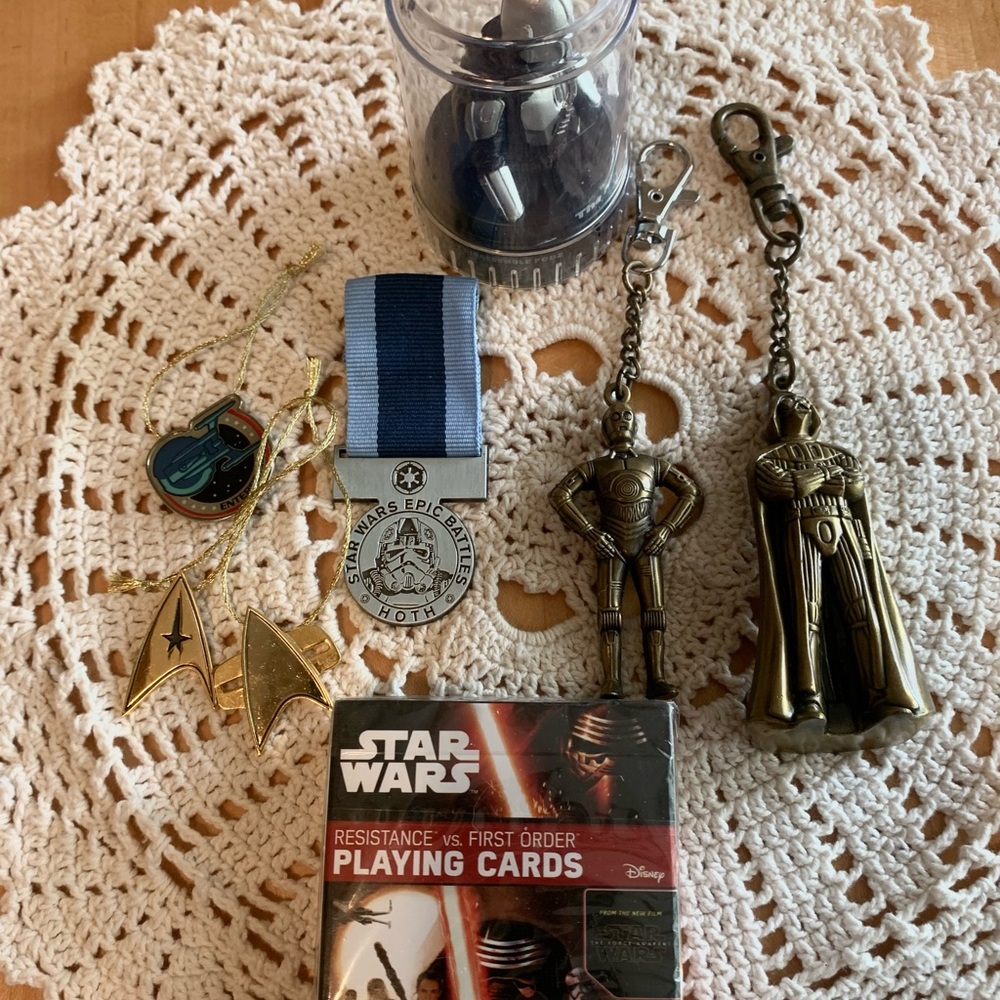 Star Wars and Star Trek Collectible Set